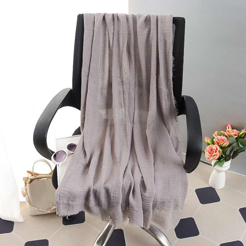 G245 Blød og åndbar Voile Hijab