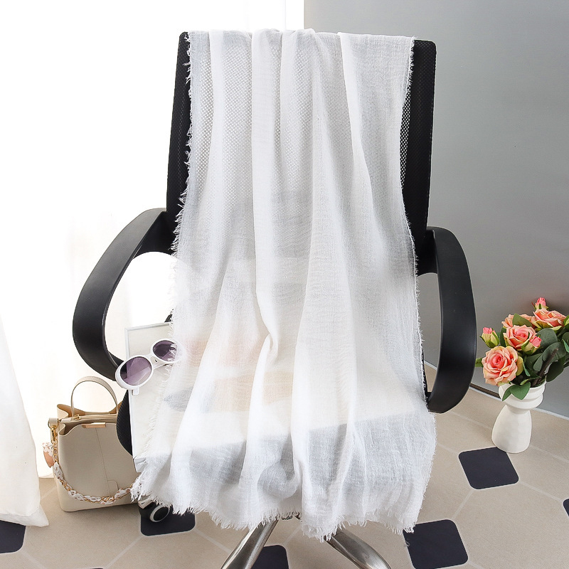 G245 Blød og åndbar Voile Hijab