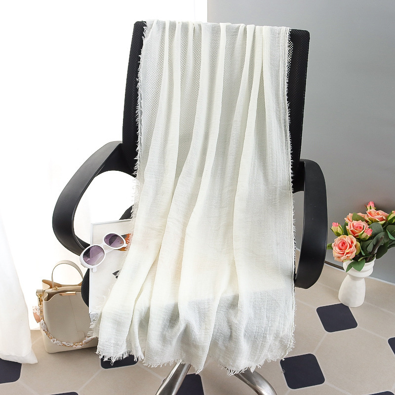 G245 Blød og åndbar Voile Hijab