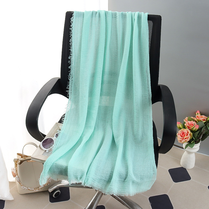 G245 Blød og åndbar Voile Hijab