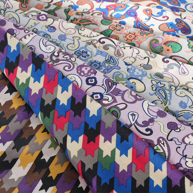 Polyester 50*75 snoet satin geometrisk satin trykstof